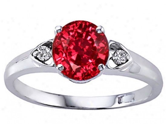 Обручальное кольцо с рубином и бриллиантами