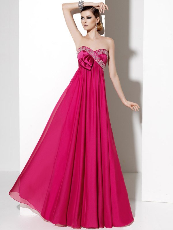 Оригинальное платье на выпускной: королевский розовый