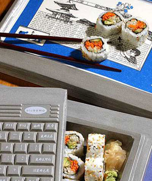 Коробка для обеда в виде ноутбука