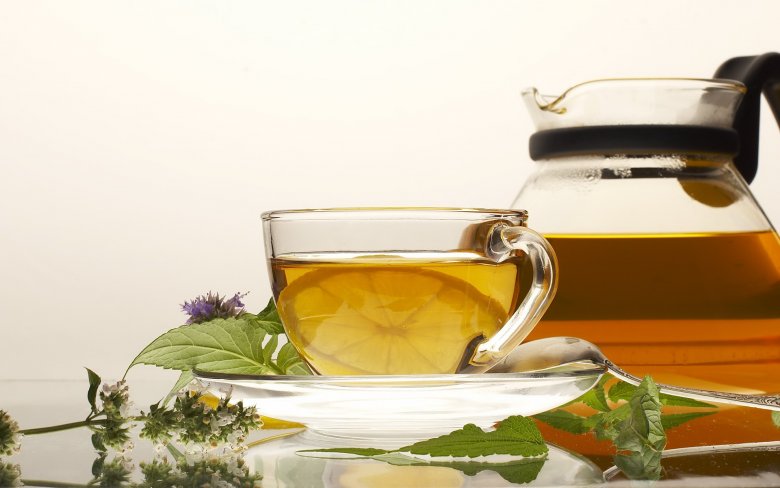 7 полезных травяных чаев: