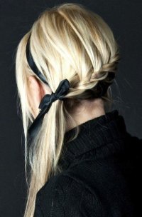 Лента в волосах - модный тренд 2012