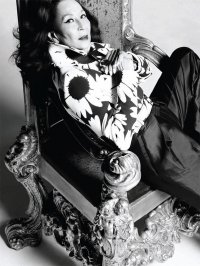 82-х летняя модель Чайна Мачадо для Fashion Magazine