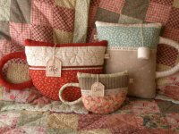 Чайные подушки от Laurraine Yuyama