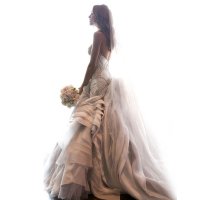 Свадебное платье со складками