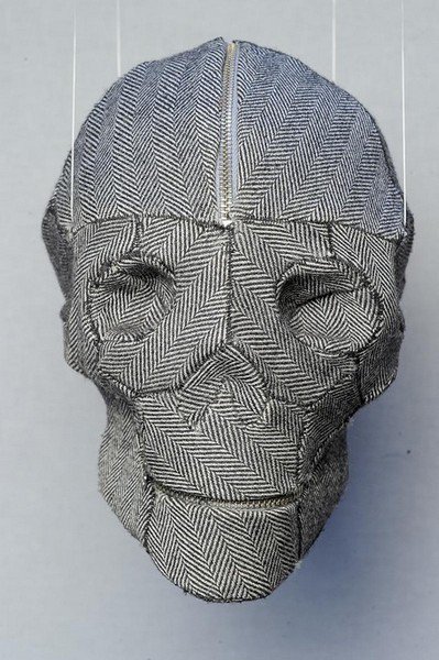 Оригинальная мужская сумка: череп из твида