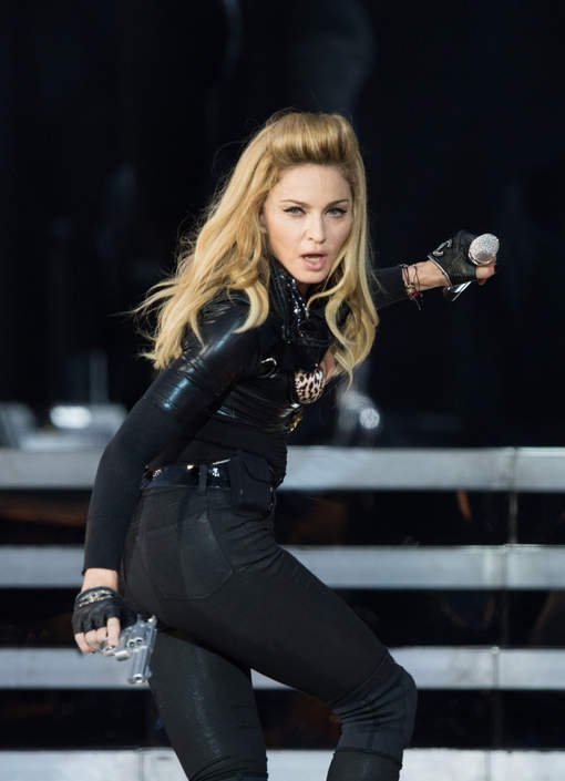 В Лондоне провалился концерт Мадонны. Из-за комендантского часа