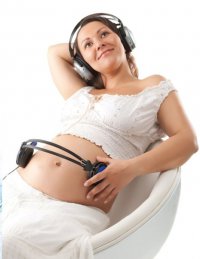 Какую музыку слушать при беременности?