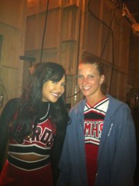Фото со съемок 4 сезона Glee: Ная Ривера и Хизер Моррис