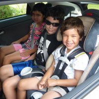 Правила перевозки детей в автомобиле: дети старше шести лет