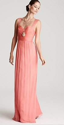 Элегантное розовое шелковое платье