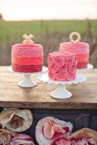Розовые свадебные торты
