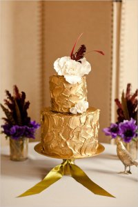 Золотой свадебный торт