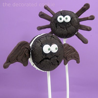 Идеи для украшения печенья: паук и летучая мышь