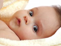 Уход за глазами новрожденного: инфекция в глазу