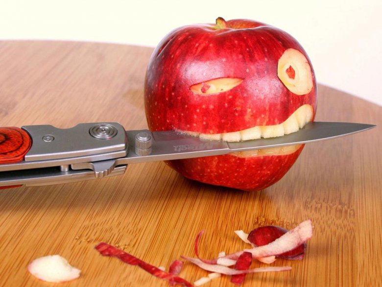 Истоки суеверий: почему нельзя есть с ножа