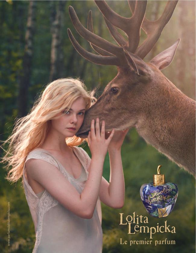 Эль Фаннинг приняла участие в рекламной кампании аромата Le Premier Parfum