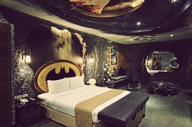 Гостиница в стиле Бэтмена