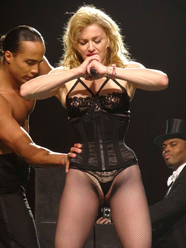 Мадонна готова показать своим фанатам все