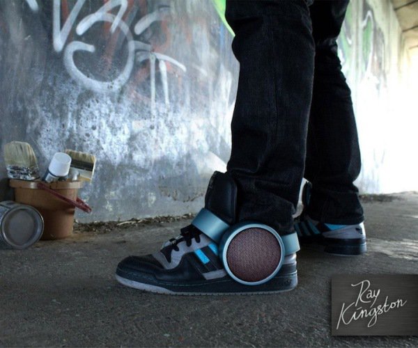 Sneaker Speaker: динамики для кроссовок от Ray Kingston Inc.