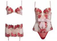 Романтичное белье на День святого Валентина от Victoria`s Secret