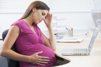 Куда устроиться работать беременной женщине