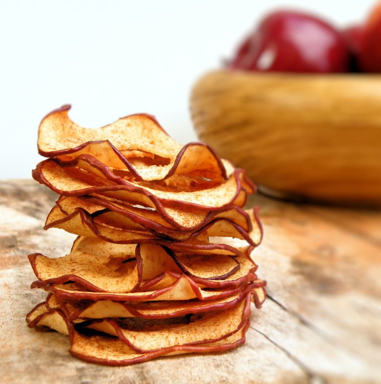 Полезный перекус: яблочные чипсы