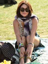 Ванесса Хадженс на фестивале Coachella