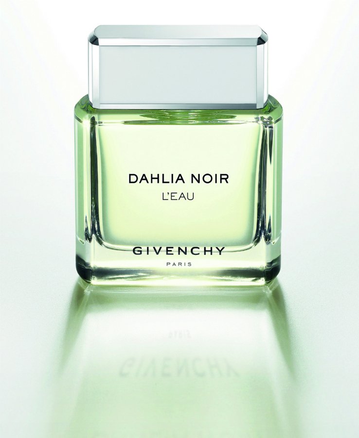 Dahlia Noir от Givenchy