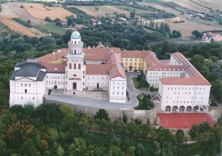 Всемирное наследие ЮНЕСКО: аббатство Паннонхальма (Венгрия)
