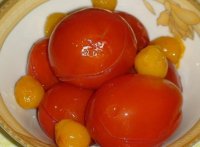 Консервированные без уксуса помидоры (с алычой)
