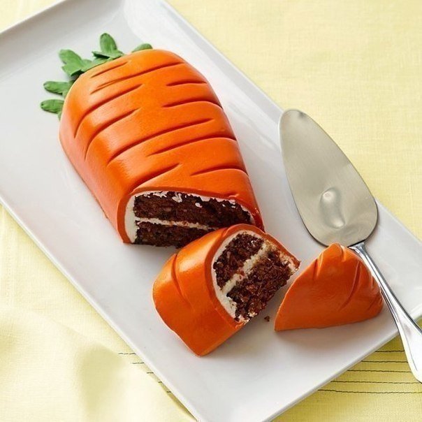 Идея для украшения торта: морковка