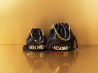 Сумки из новой капсульной коллекции Moschino