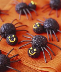 Десерт на Хэллоуин: конфеты «Паучки»