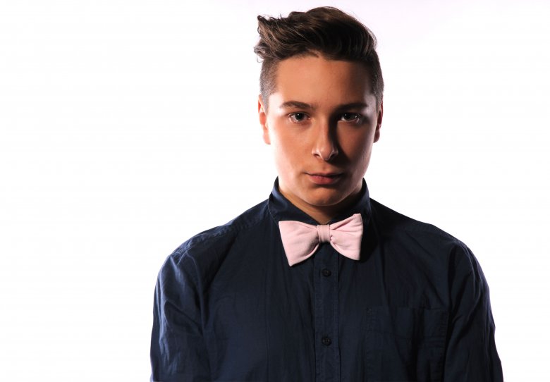 Никита Киселёв - суперфиналист «Україна має талант», променял сольную карьеру на участие в группе «TIME OUT».