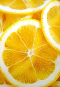 Как осветлить волосы лимоном