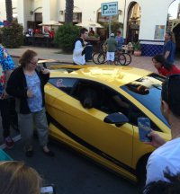 Медведи тоже любят Lamborghini