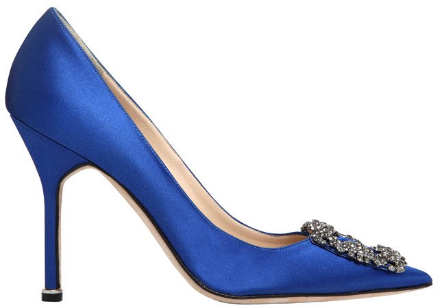 Manolo Blahnik предлагает синюю обувь