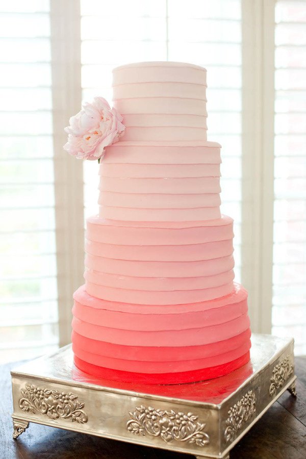 Как выбрать торт на свадьбу: количество ярусов