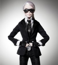 «Barbie® Lagerfeld» скоро в продаже!