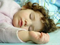 Что поможет уложить ребенка спать днем