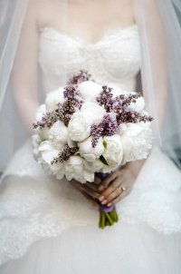 Весенний букет невесты из сирени