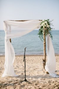 Как организовать свадебную церемонию на пляже